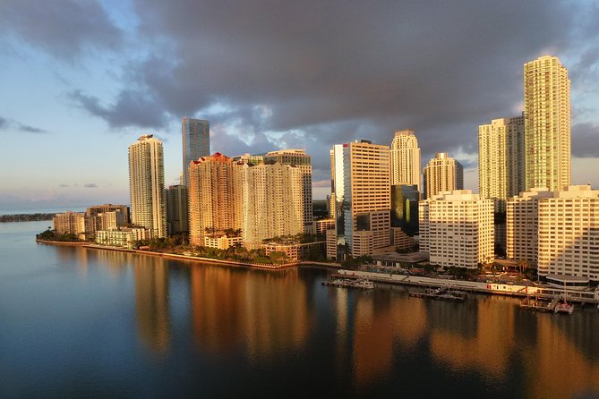 Miami Beach: Luxury Private 50-min Airplane Tour - Star Island, Palm Island, and the Venetian Islands