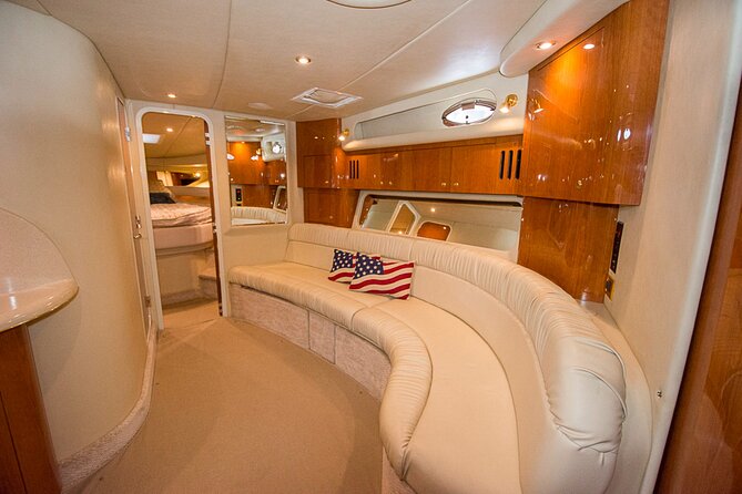 Miami Beach Luxury Yacht Adventure: Explore Stunning Coastline - What the captain adds to the experience