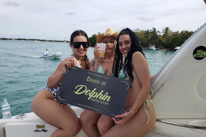Miami Beach Luxury Yacht Adventure: Explore Stunning Coastline - Weather, storms, and timing