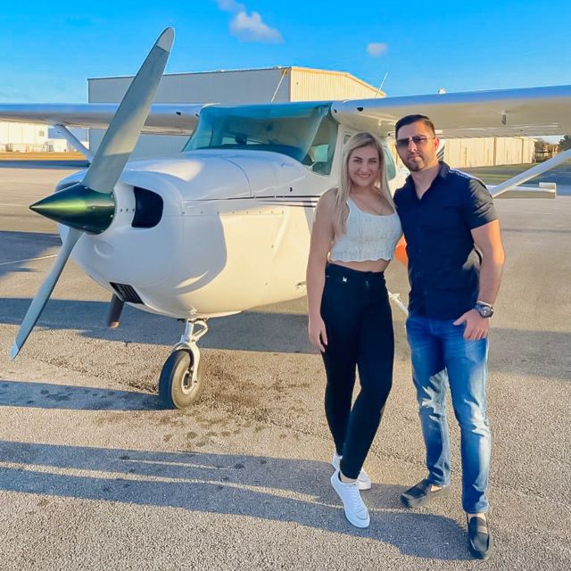 Miami Beach: Private Luxury Airplane Tour with Champagne - What the pilot adds to a small-plane flight