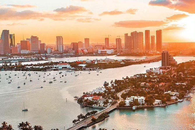 Miami Beach: Private Romantic Luxury Airplane Tour With Champagne - Vizcaya, Brickell, and Downtown Miami