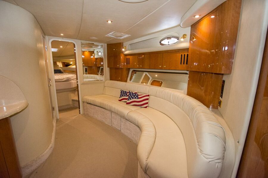 Miami Beach: Private Yacht Rental with Captain - Who will enjoy this Miami yacht trip