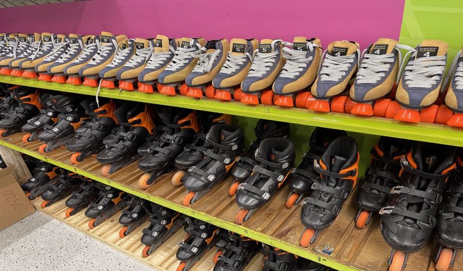 Miami Beach: Rollerblade Rental with Protection Gear - Starting one and a half blocks from the Beachwalk