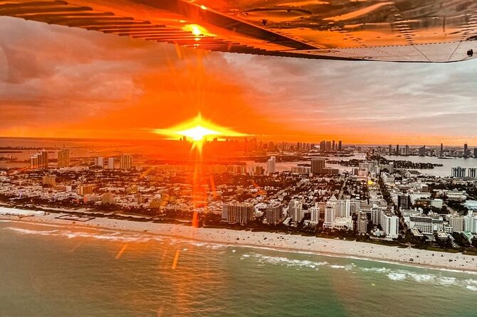 Miami Beach: Romantic Sunset Private Airplane Tour with Champagne - The private-plane setting and pilot communication