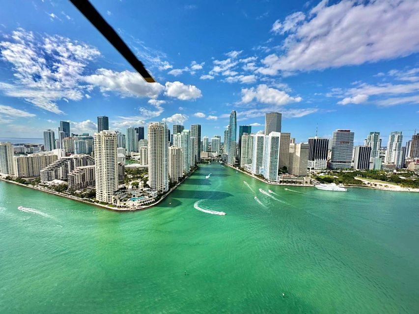 Miami Beach: Sightseeing Helicopter Tour - What you see during the 20-minute flight