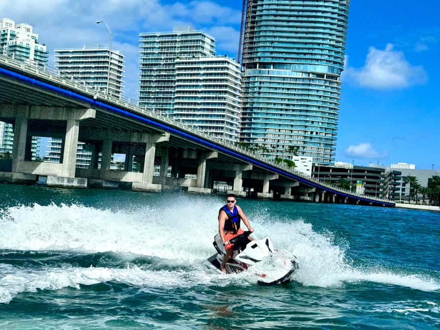 Miami Beach: WaveRunner 1 Hour Rental & 1 Hour Boat Ride - Who will enjoy this most