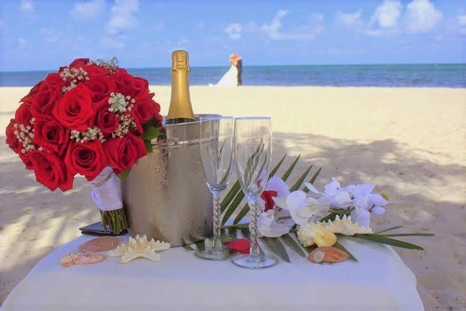 MIAMI Beach Wedding or Vow Renewal Ceremony - Planning for Miami sun, wind, and beach clothing