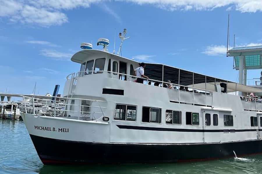 Miami: Biscayne Bay Millionaire's Row Boat Tour - Meeting the boat and getting settled