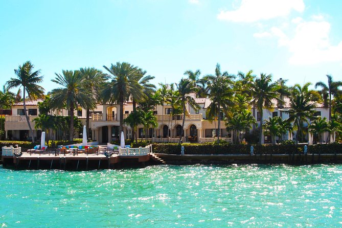 Miami Biscayne Bay rich and famous Sightseeing Boat Tour - The Venetian Islands from the water