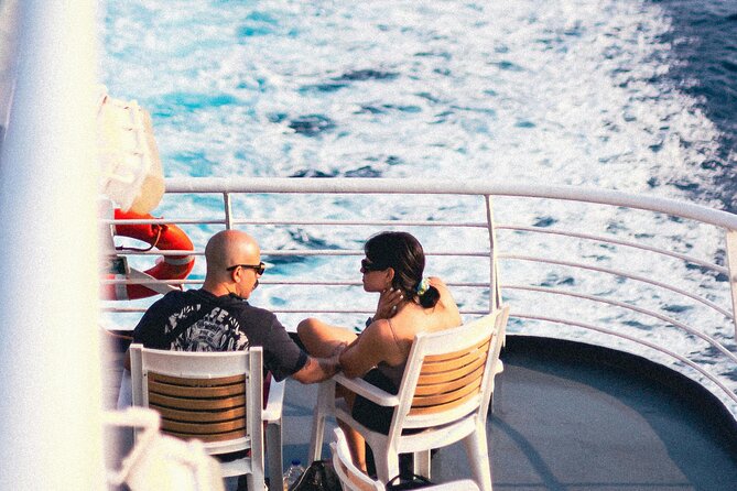Miami Boat Tour and Sunset Cruise 90 Minutes - Kaseya Center beside the bay