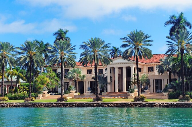 Miami Boat Tour - Celebrity Homes & Millionaire Mansions - Bayside Marketplace is the starting point