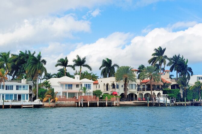 Miami Boat Tour - Celebrity Homes & Millionaire Mansions - Watson Island and the MacArthur Causeway