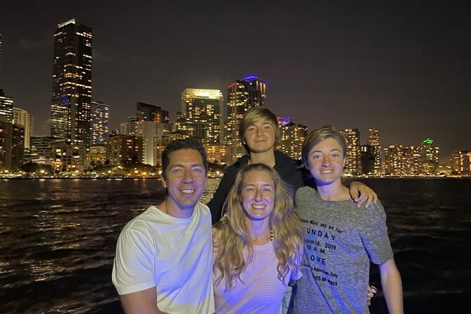 Miami Boat Tour –Day and Night Cruises with Champagne - Key points at a glance