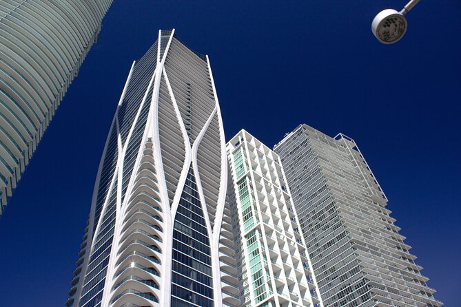 Miami: Bus & Boat Ultimate Sightseeing Combo Tour - Little Havana and the limits of a quick visit