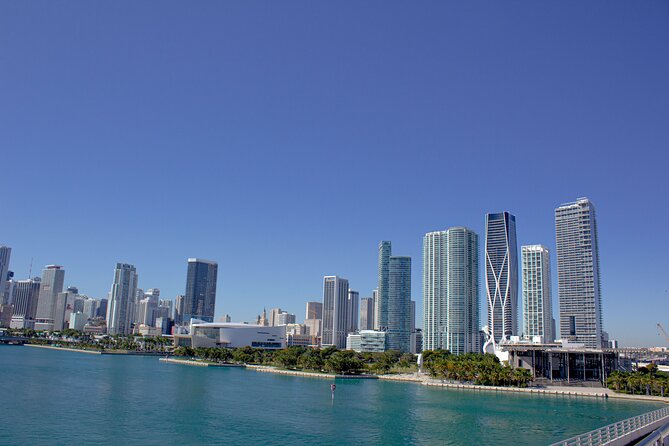 Miami: Bus & Boat Ultimate Sightseeing Combo Tour - The skyline from the bridge