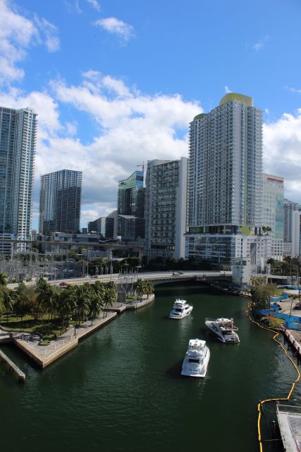Miami : Bus, Boat & Walking Tour the Ultimate City Discovery - Adding the Biscayne Bay cruise