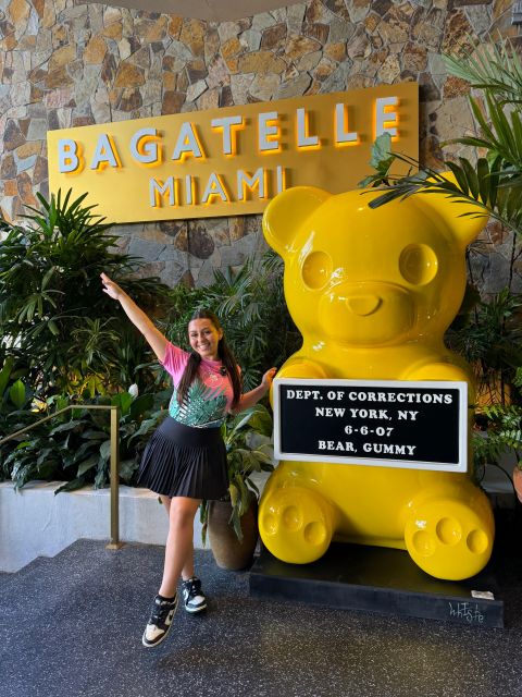 Miami Bus Tour Flamingo Open Air Trolley Bus Tours City Tour - Getting oriented at the Miami Beach meeting point