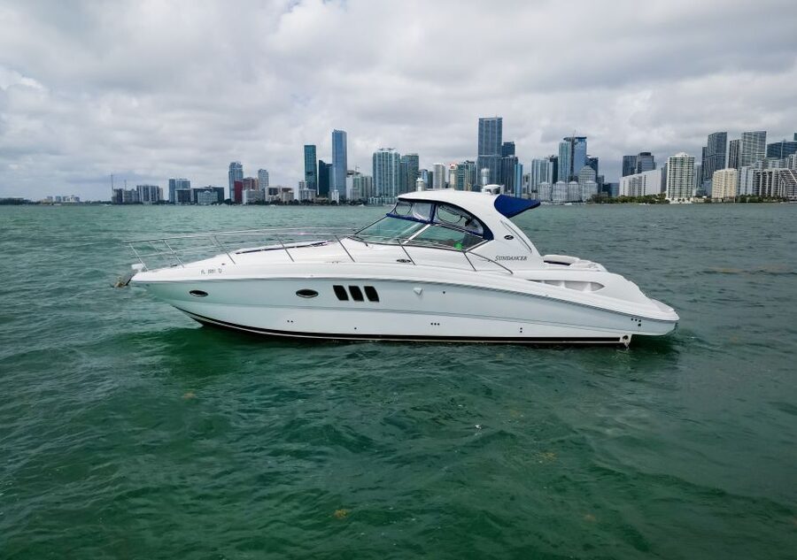 Miami: BYOB Private Yacht Cruise Play Your Own Music - What the Yacht Is Like for a Group of 10 or 12