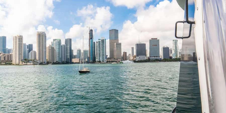 Miami: Celebrity Homes Boat Tour with Guide - Is $29 a good price for 90 minutes?