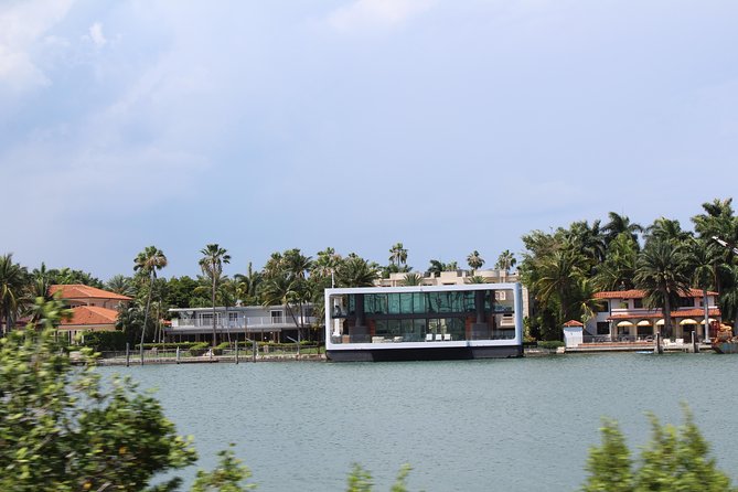 Miami City Tour - per guide, small group, includes pickup - Coral Gables and the wider Miami picture