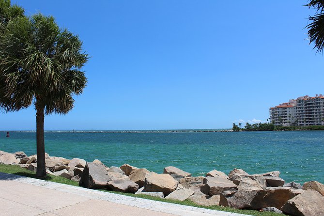 Miami City Tour - per guide, small group, includes pickup - The air-conditioned ride and walking demands