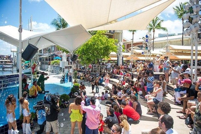 Miami Combo Tour (Everglades Tour + Boat Tour) - Bayside Marketplace, your useful break between activities