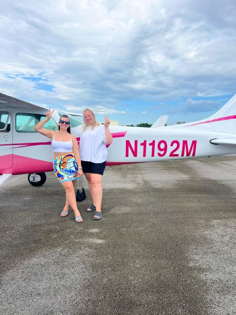 Miami: Downtown Private Airplane Tour with Soft Drinks - Spotting Miami from above