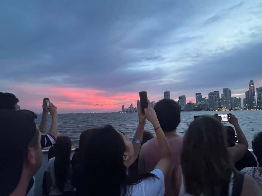Miami Evening Boat Past Millionaire Homes on Water Taxi - What the 75-minute route gives you