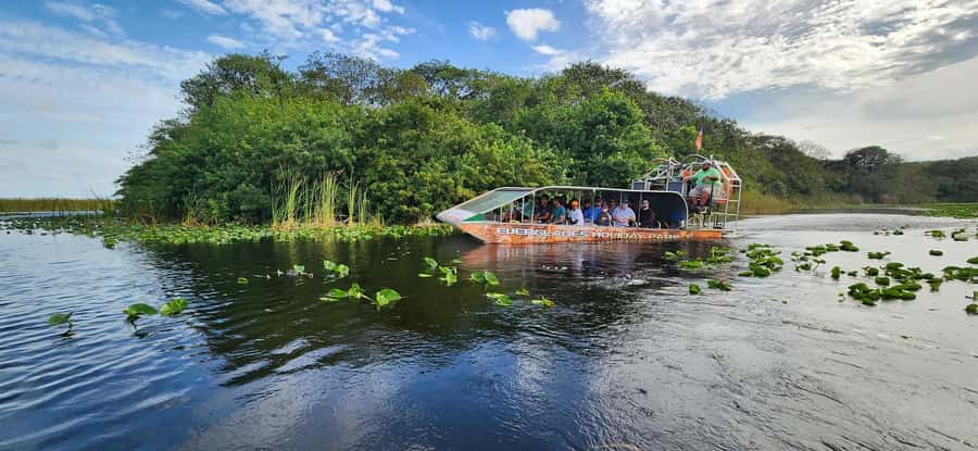 Miami: Everglades Airboat, Gator Encounter & Bus Transfer - Leaving Miami for the Everglades