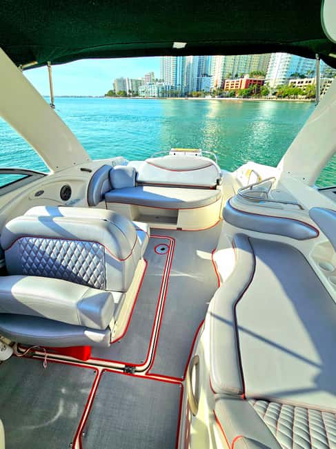 Miami: Exclusive Private Boat Guided Tour - The route from the Miami River to the bay