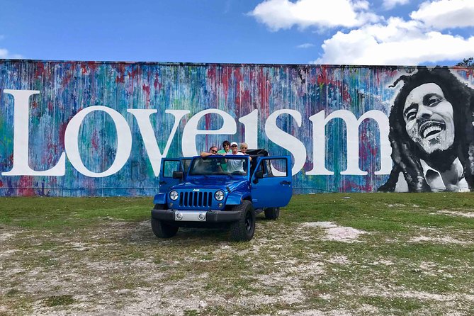 Miami & Florida Everglades Adventure Package - The Miccosukee Reservation and private airboat ride