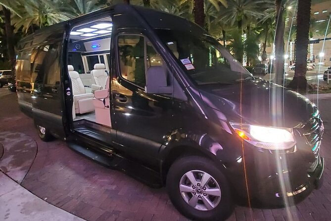 Miami & Ft. Lauderdale Airport Transfer & Transportation Service - Turning a Miami Transfer Into a Short City Tour