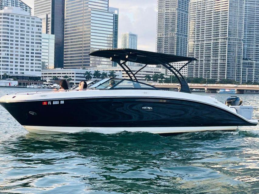 Miami: Guided Boat Tour with Champagne - Practical details that can save you trouble