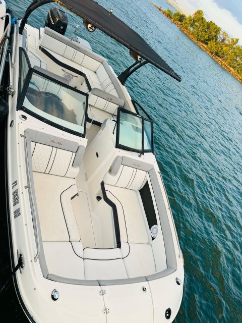 Miami: Guided Boat Tour with Champagne - The island route: San Marco, Palm, and the Venetian Islands