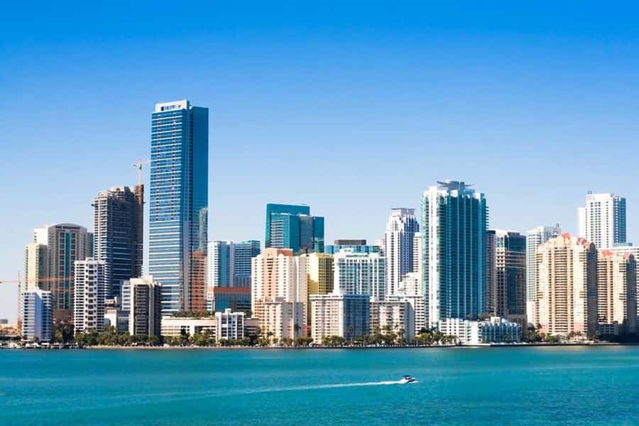 Miami: Guided City Tour and Boat Ride - South Beach’s Art Deco streets