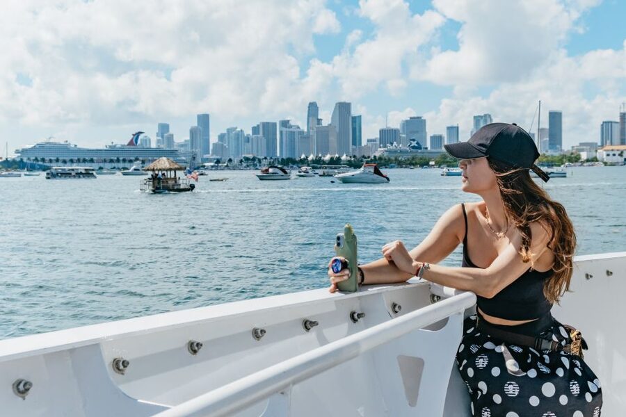 Miami: Half-Day Open-Top Bus Tour Plus Biscayne Bay Cruise - The 90-minute Biscayne Bay cruise changes the scale