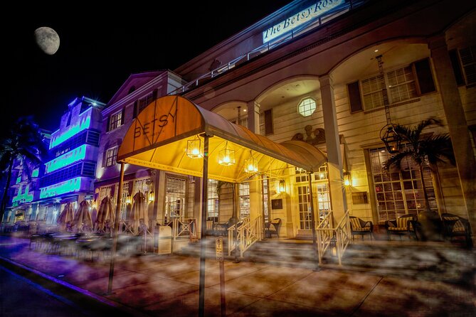 Miami Haunts of South Beach Ghost Tour - Española Way and the shadows of a busy avenue