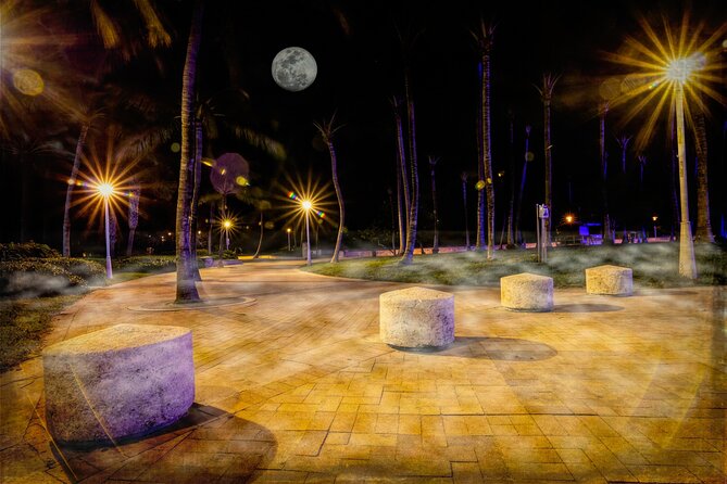 Miami Haunts of South Beach Ghost Tour - The Versace home and the weight of a real crime