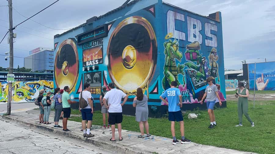 Miami: highlights Walking & Sightseeing tour - Coconut Grove by scenic drive