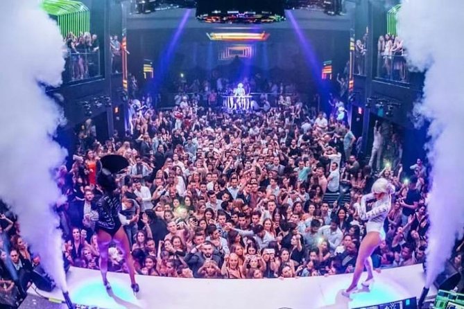 Miami Hip Hop Unique Xperience : Bar, Party Bus & Nightclub - The value of the $21.36 starting price
