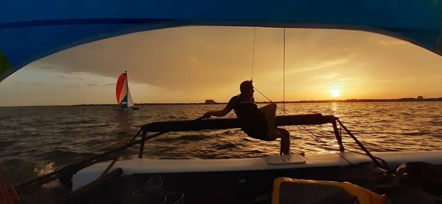 Miami: Intimate Sailing in Biscayne Bay w/ Food and Drinks - Snacks, cold water, and an easygoing pace