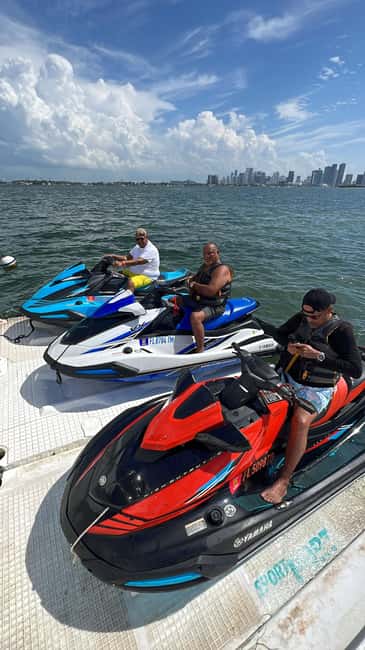 Miami: Jet Ski Rental in Biscayne Bay - What the open riding zone means for you