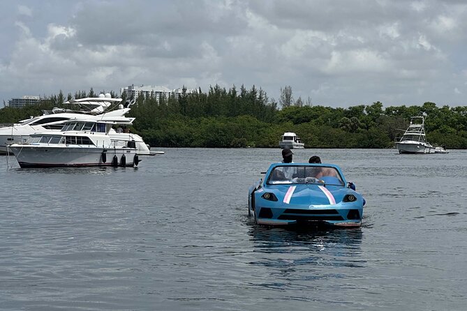 Miami Jetcar Experience: Discover Miami in Style - A sports car that takes to Miamis waterways