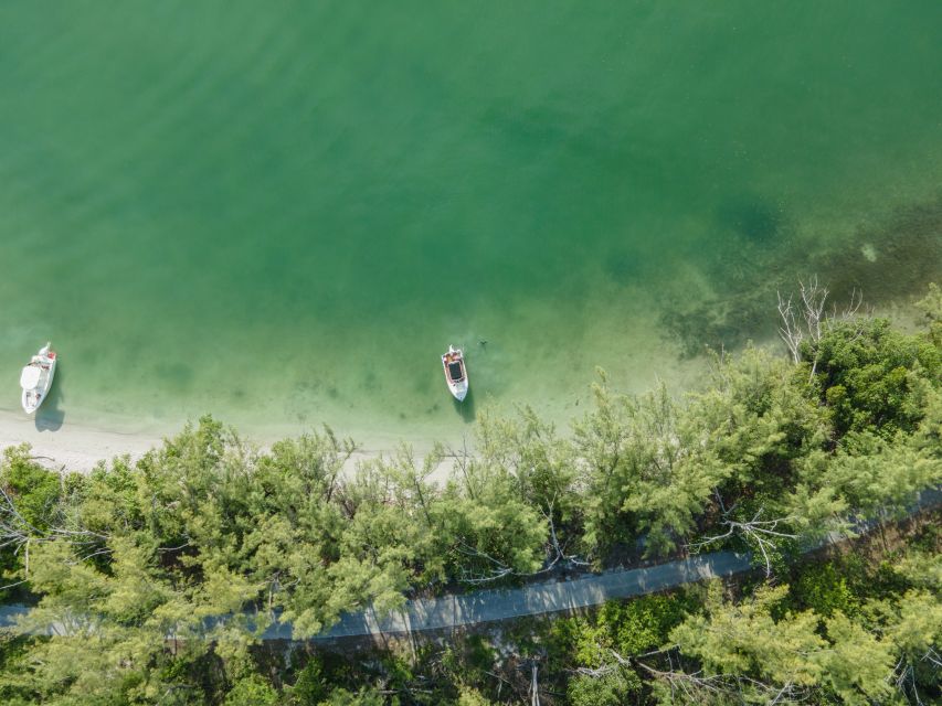 Miami: Key Largo 50-Minute Private Airplane Tour - Reaching Key Largo, the first Florida Key