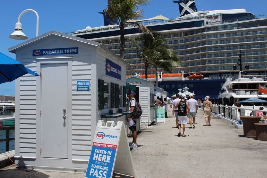 Miami: Key West Boat Tour w/ Optional Snorkeling & Open Bar - Three hours on the water near the coral reef