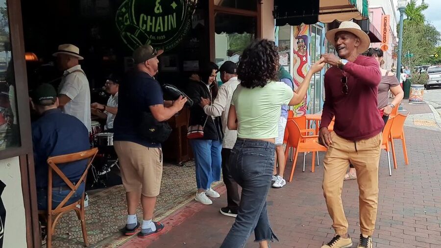 Miami: Little Havana Cuban Food and Culture Walking Tour - Domino Park and the neighborhood’s social life