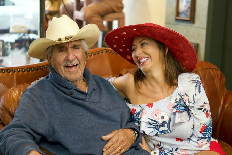 Miami: Little Havana Walking Tour (Lunch Option Available) - Watching cigars rolled by hand