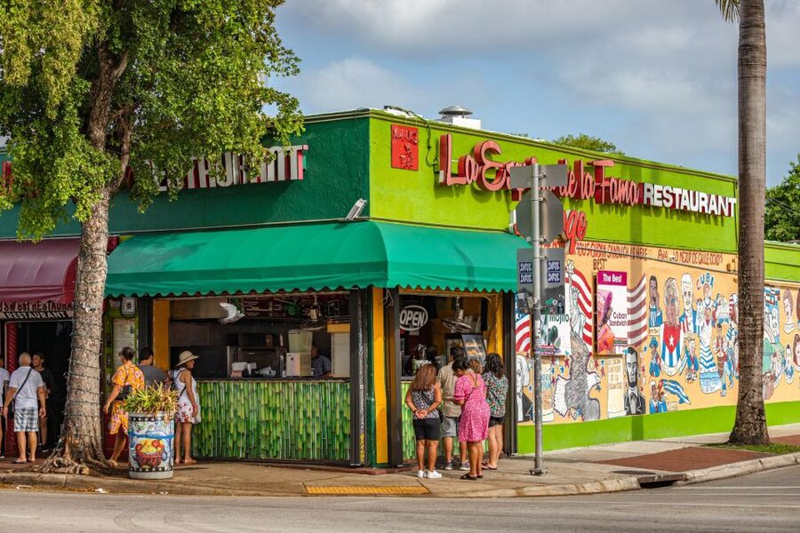 Miami: Little Havana Wow Walking Tour - Small Group Size - Walking Calle Ocho with a small group