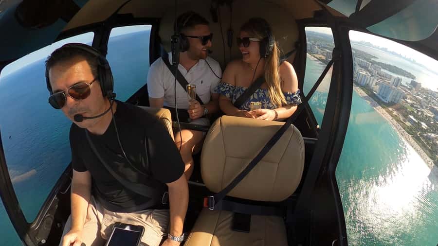 Miami: Luxury Private Helicopter Tour - Cruise ships, Fisher Island, and Key Biscayne