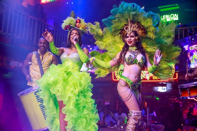 Miami: Mango's Dinner and Show Ticket - Starting at 7:45 pm on South Beach